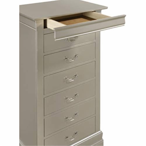 Glory Furniture Louis Phillipe 7 Drawer Lingerie Chest In Silver