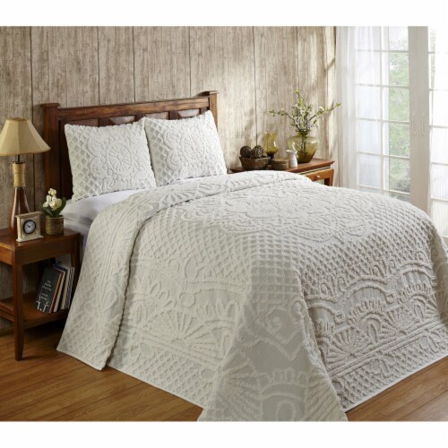 Trevor Chenille Bedspread Queen 102 X110 In Color Ivory 1 Fred Meyer