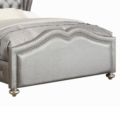 Leatherette Button Tufted Queen Bed With Wingback Headboard Silver 1